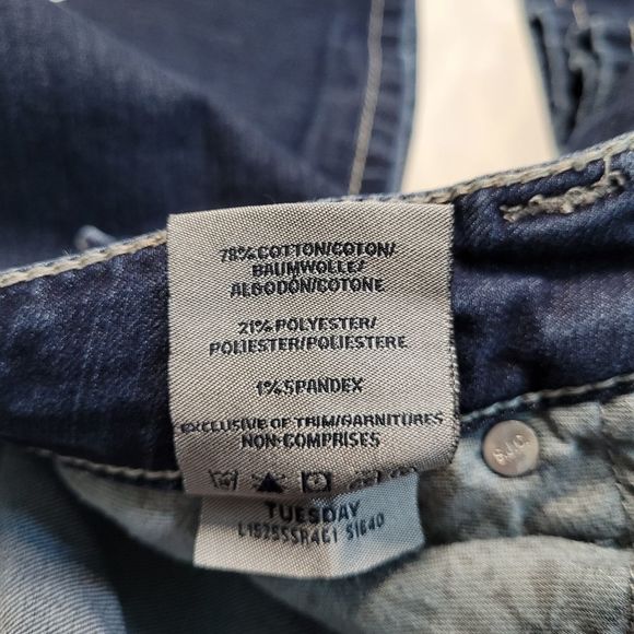 SILVER Jeans Company Tuesday Dark Blue Wash Women's Denim Jeans Pants - Picture 11 of 11